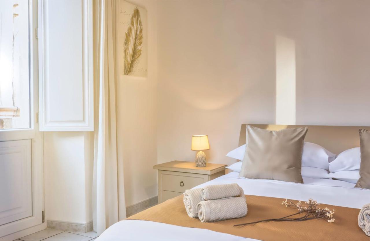 Infinity House - Cagliari Centro Apartment Luaran gambar